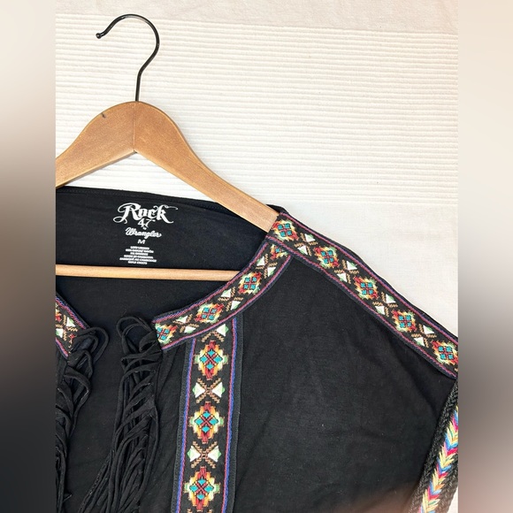 Rock 47 by Wrangle  Black Fringe Embroidered Short Sleeve Open Front Kimono - Picture 6 of 10